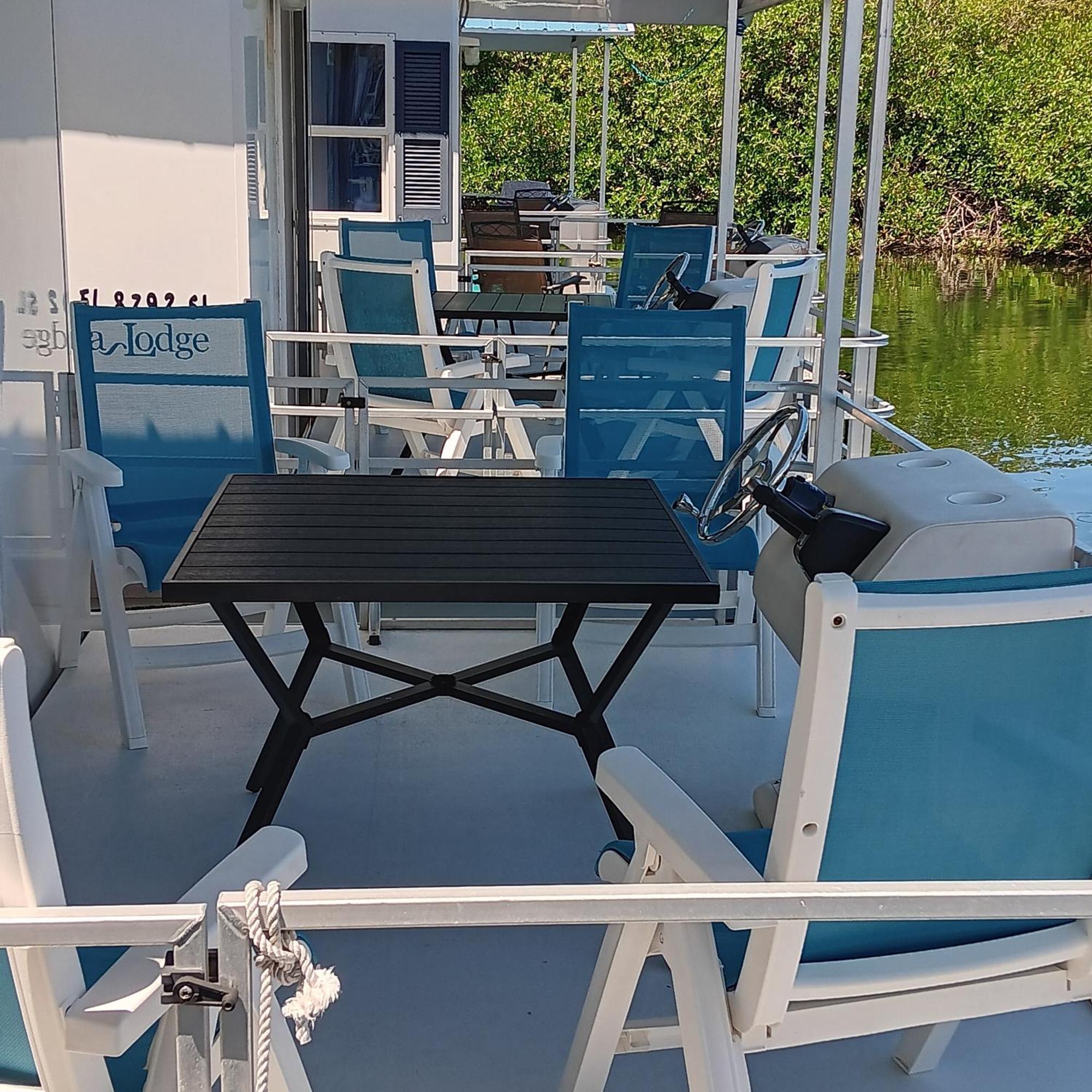 Aqua Lodges At Hurricane Hole Marina ستوك آيلاند المظهر الخارجي الصورة
