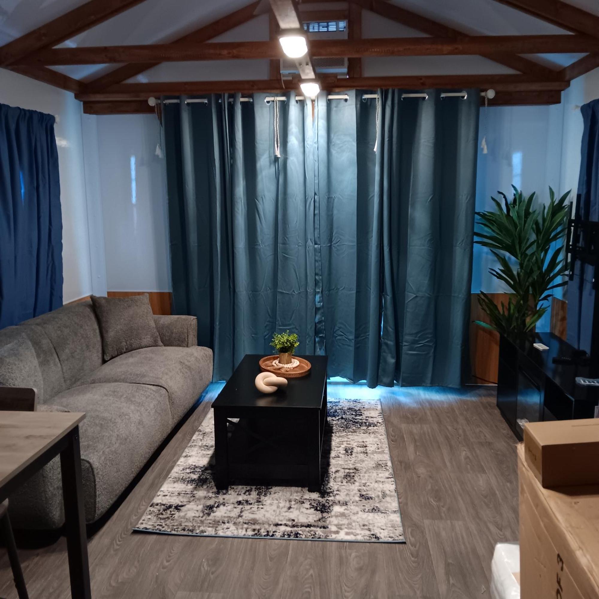 Aqua Lodges At Hurricane Hole Marina ستوك آيلاند المظهر الخارجي الصورة